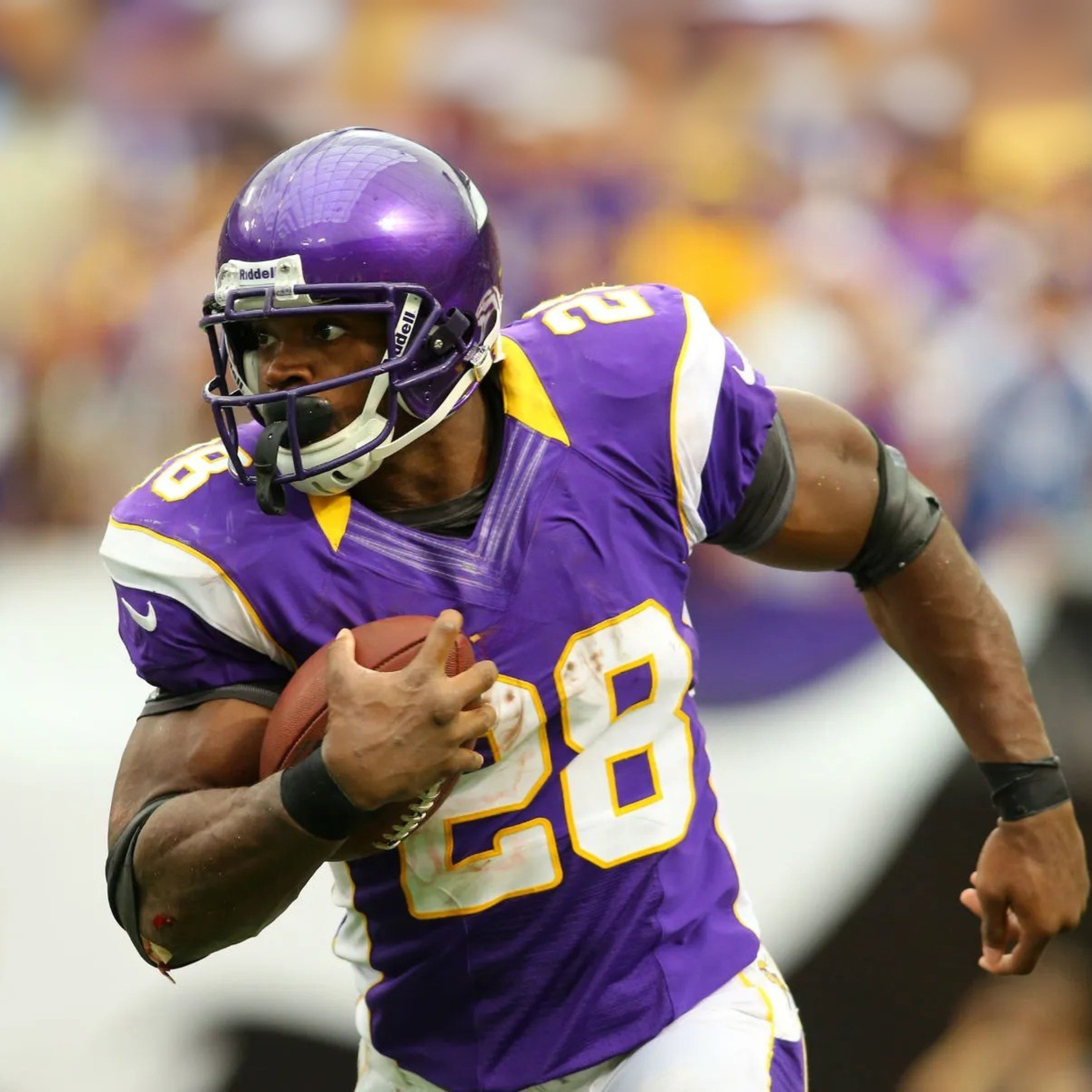 FOOTBALL GUESTS – Legends Only Authentics
